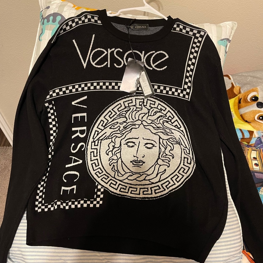 New Men’s Versace Sweater